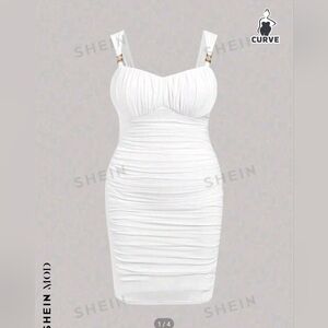 SHEIN Plus Size Summer White Dress With Metal